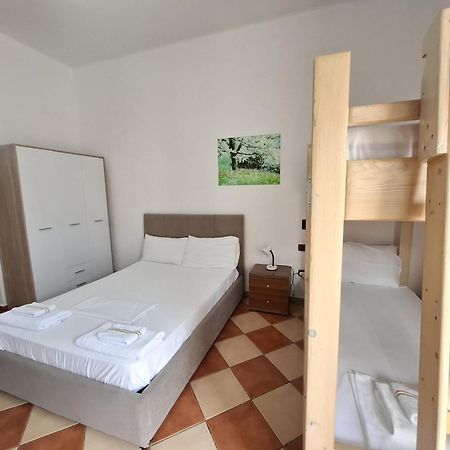 Hotel Sirena Radhimë Eksteriør billede